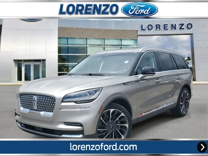 2023 Lincoln Aviator Reserve photo 1