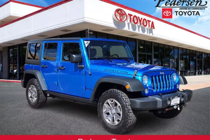2016 Jeep Wrangler Unlimited Rubicon photo 1