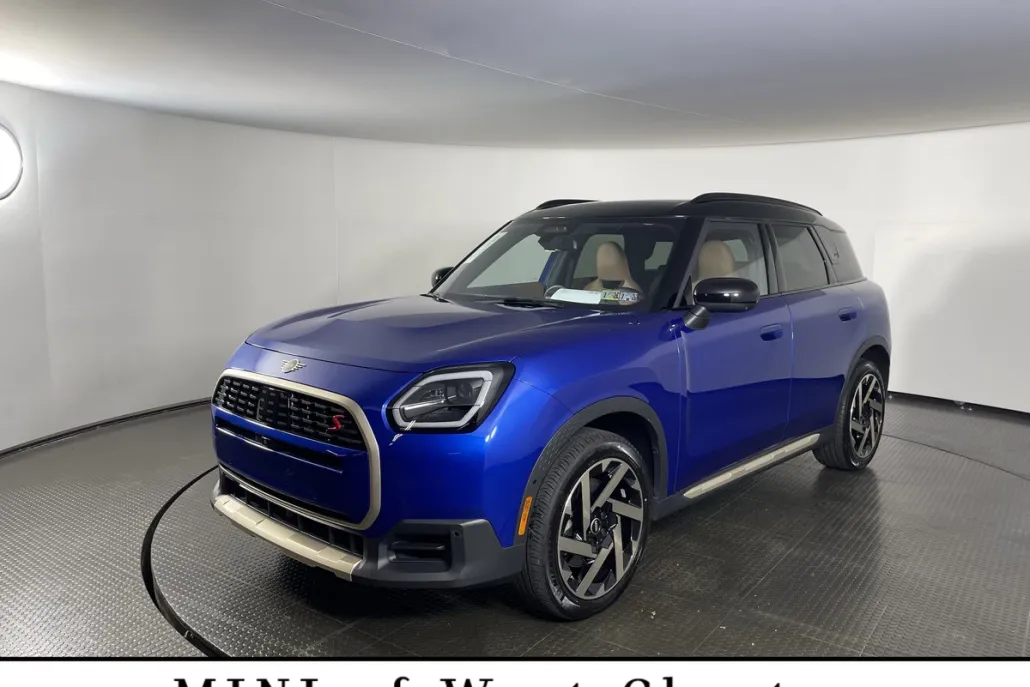 2025 Mini Cooper S ALL4 photo 1