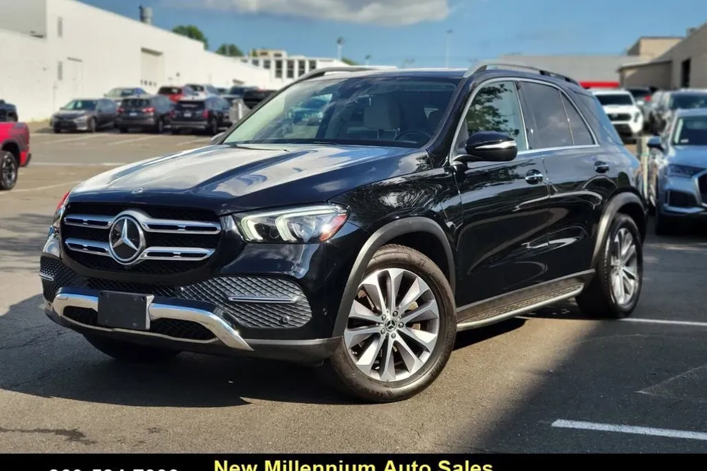 2022 Mercedes Benz GLE 350 4MATIC photo 1