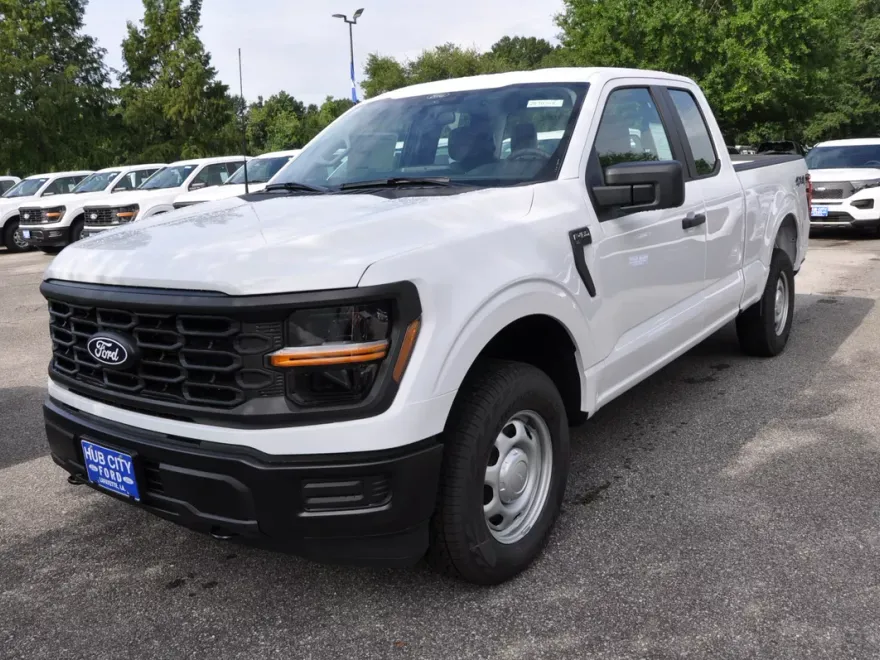 2025 Ford F-150 XL photo 1