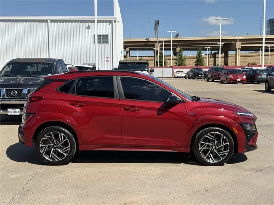2022 Hyundai Kona N Line photo 1