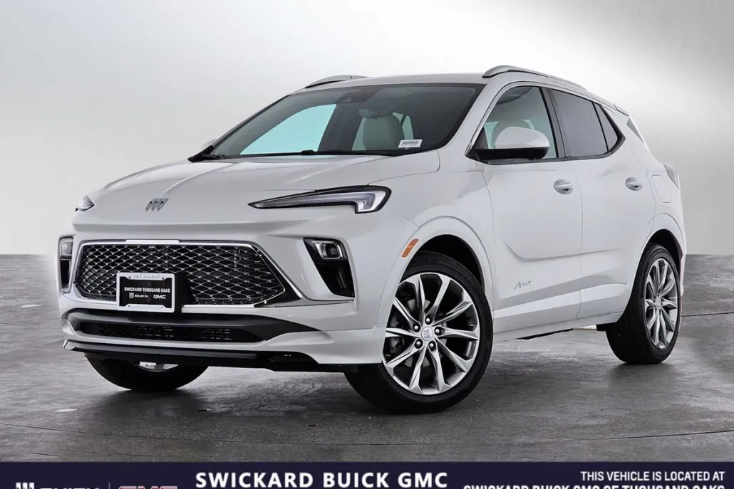 2025 Buick Encore GX Avenir photo 1