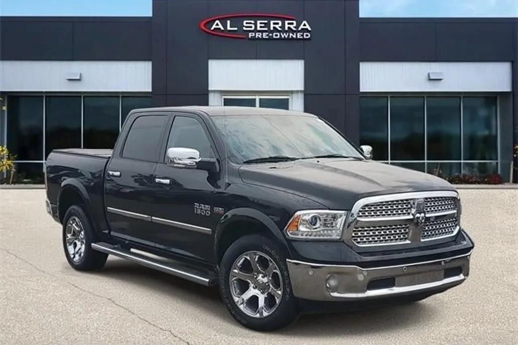 2015 Ram 1500 Laramie photo 1