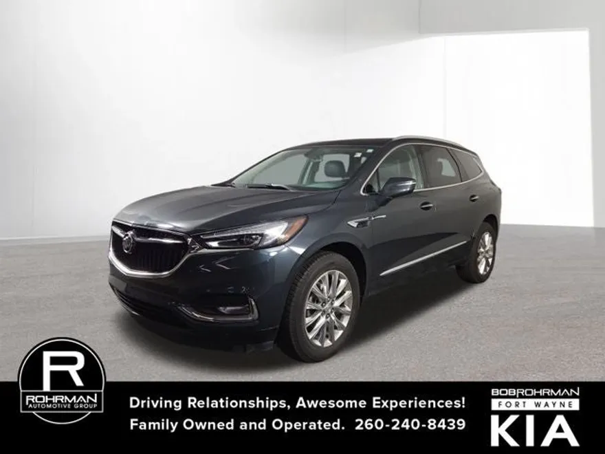 2020 Buick Enclave Essence photo 1