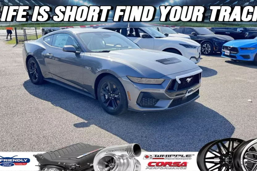 2025 Ford Mustang GT photo 1