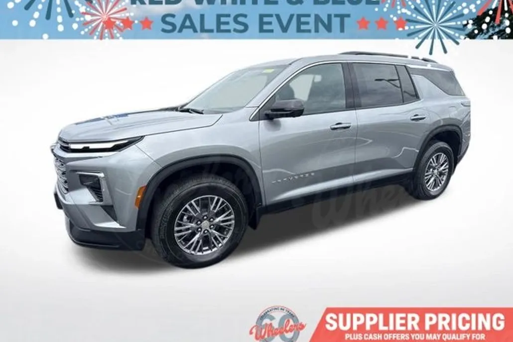 2025 Chevrolet Traverse photo 1