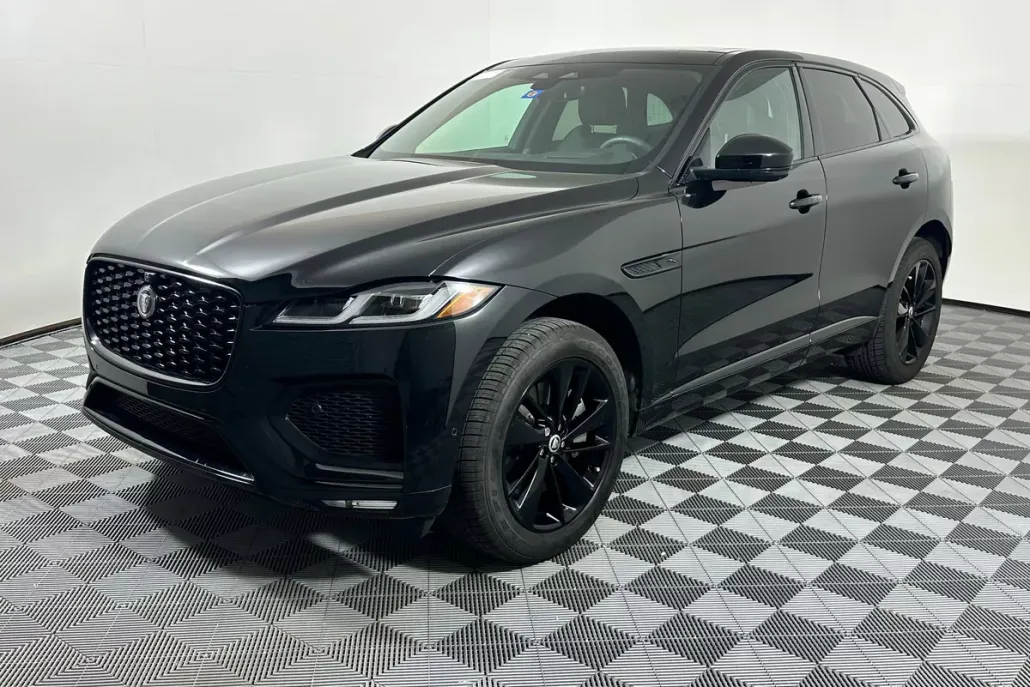 2026 Jaguar F-PACE P250 R-Dynamic S photo 1