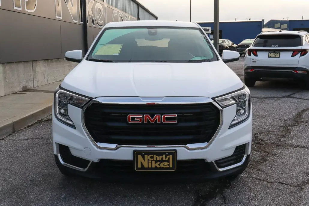 2024 Gmc Terrain SLE photo 1