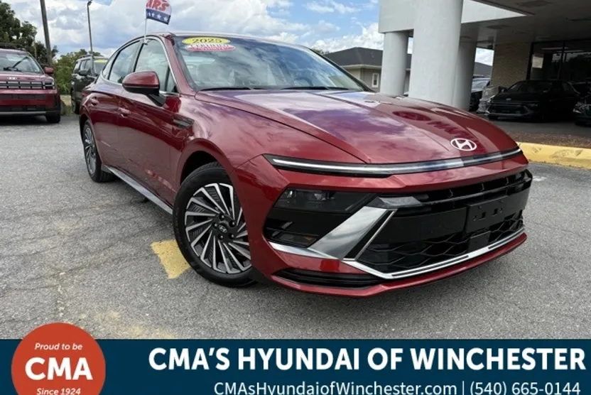 2025 Hyundai Sonata Hybrid SEL photo 1