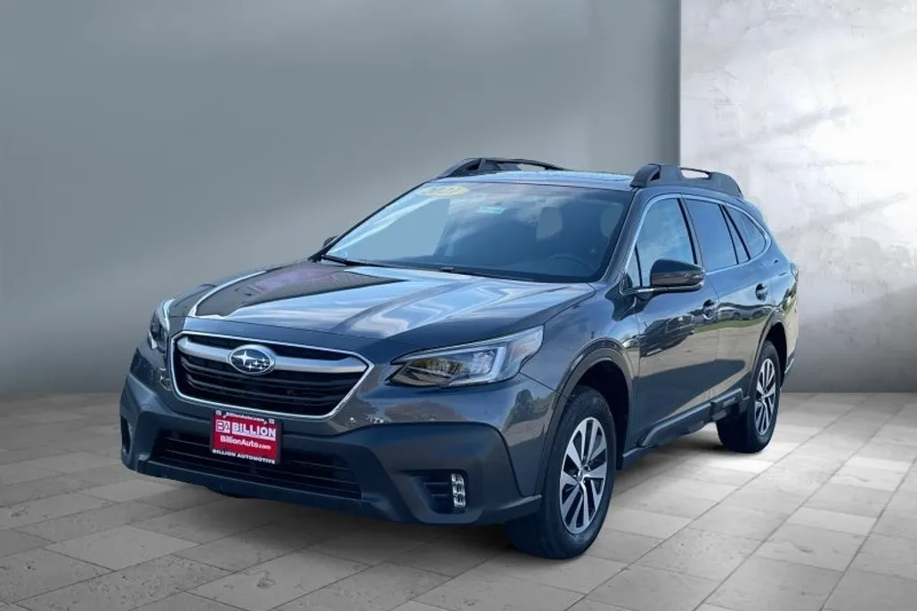 2021 Subaru Outback Premium photo 1