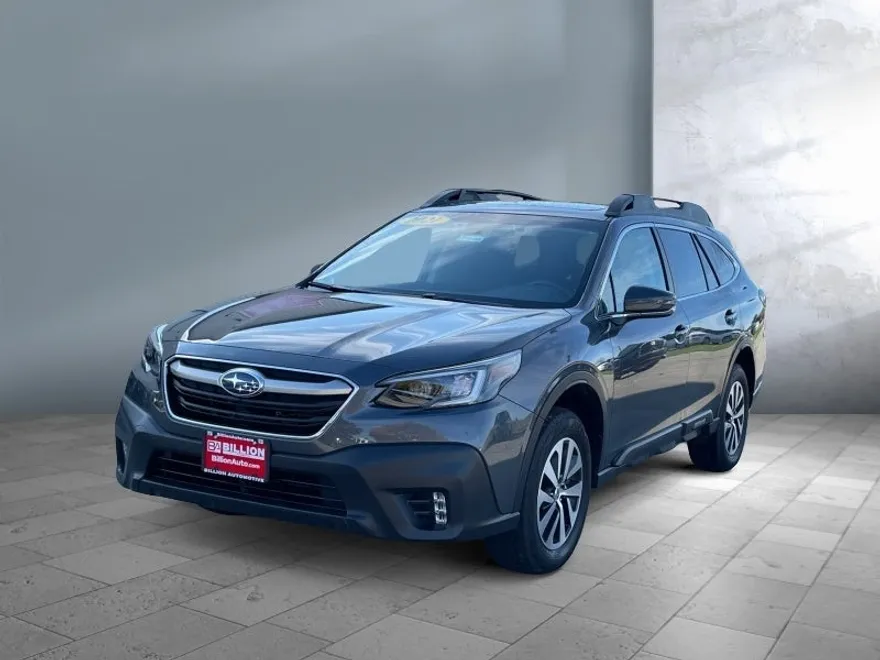 2021 Subaru Outback Premium photo 1