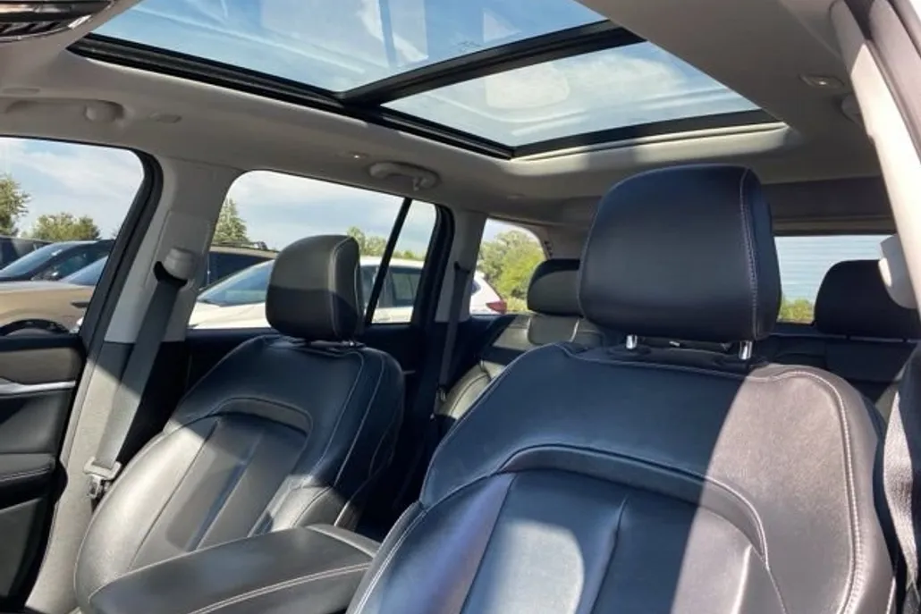 2023 Jeep Grand Cherokee Limited photo 1