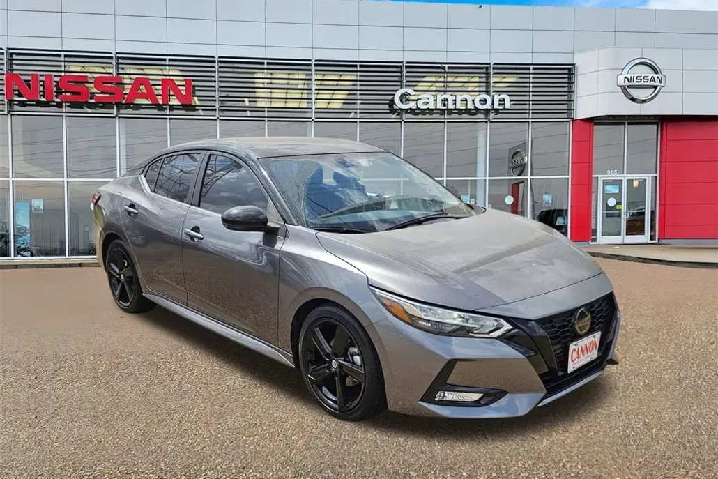 2023 Nissan Sentra SR photo 1