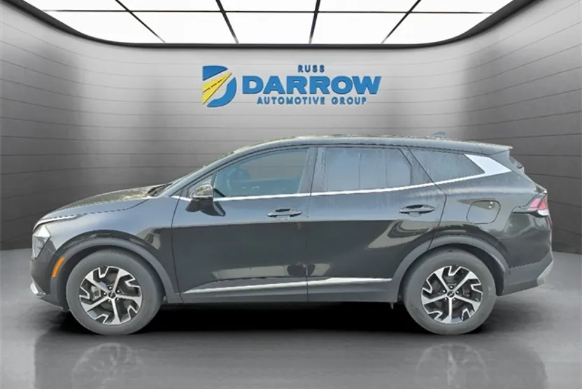 2023 Kia Sportage EX photo 1