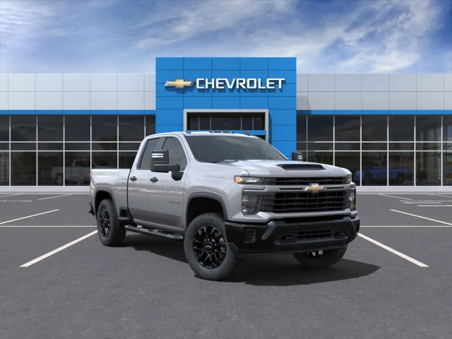 2025 Chevrolet Silverado 2500HD Custom photo 1