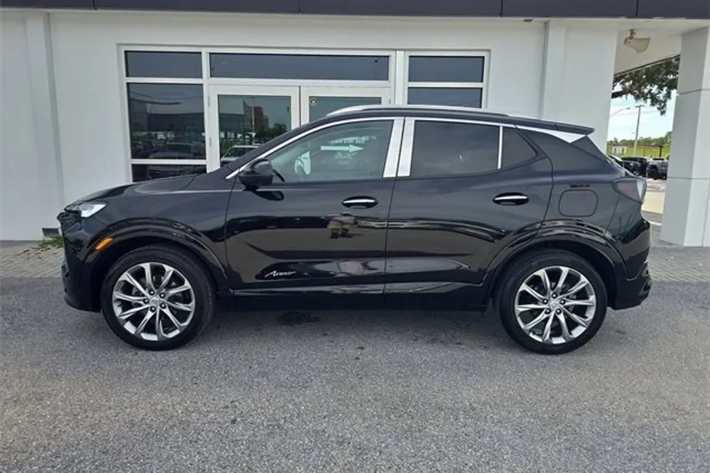 2025 Buick Encore GX Avenir photo 1