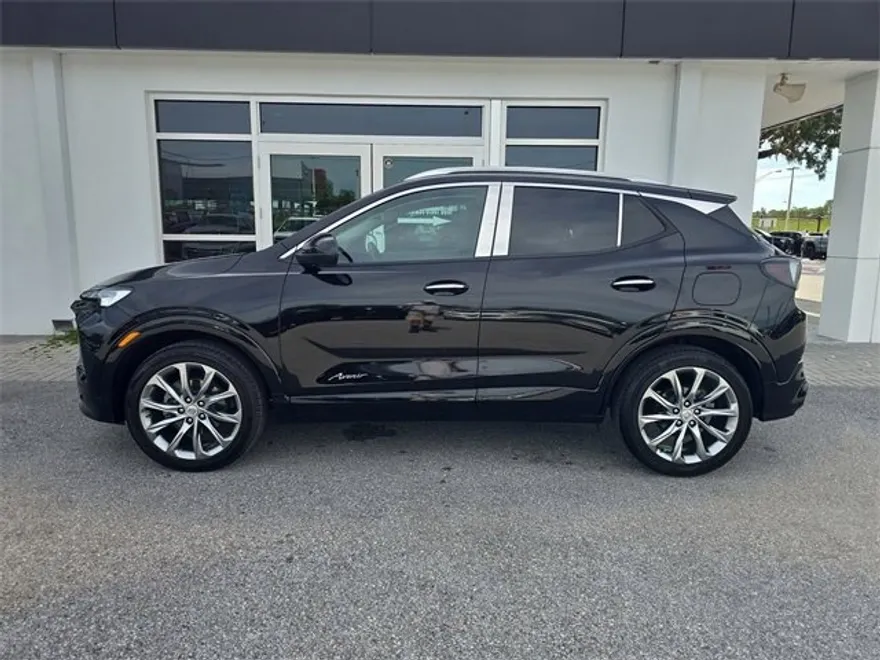 2025 Buick Encore GX Avenir photo 1