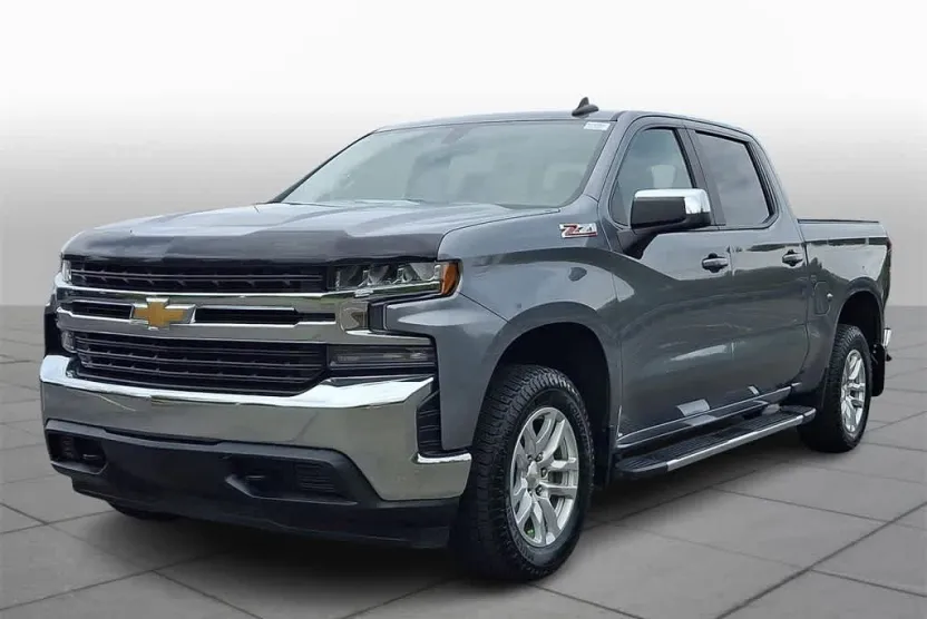2021 Chevrolet Silverado 1500 LT photo 1