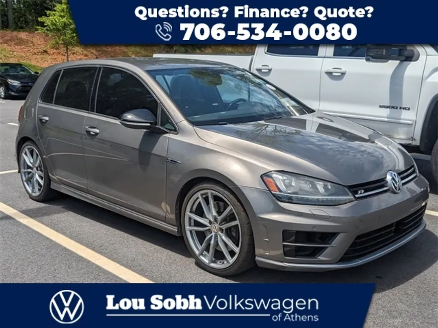 2017 Volkswagen Golf R 4Motion photo 1