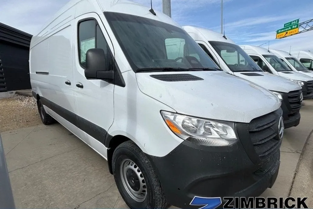 2025 Mercedes Benz Sprinter 2500 170 WB High Roof photo 1