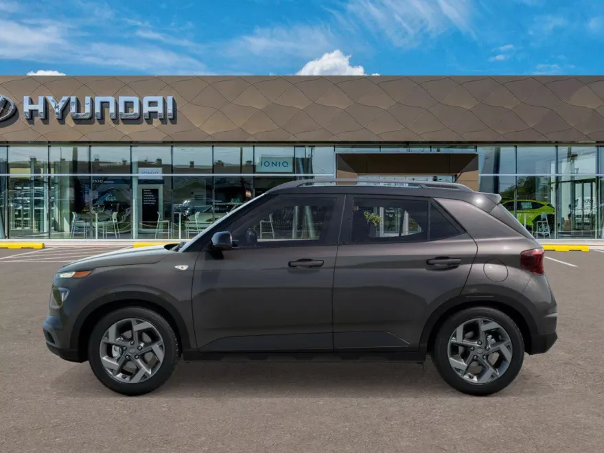 2025 Hyundai Venue Limited photo 1