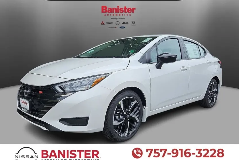 2025 Nissan Versa SR photo 1