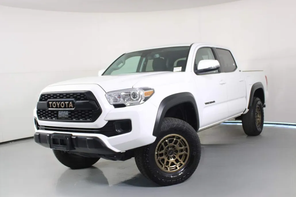 2023 Toyota Tacoma Trail Edition V6 photo 1