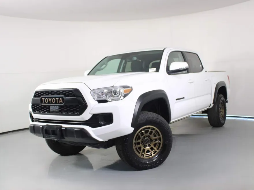 2023 Toyota Tacoma Trail Edition V6 photo 1