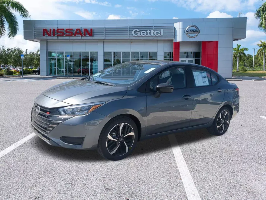 2025 Nissan Versa SR photo 1
