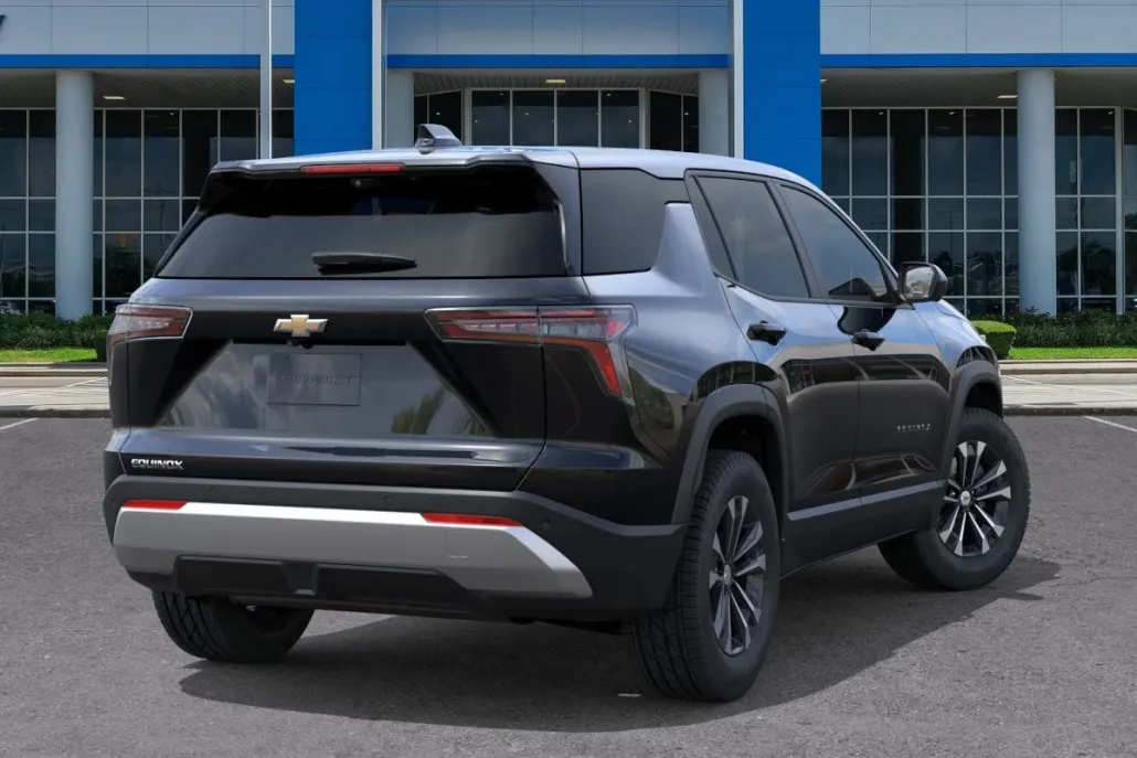 2026 Chevrolet Equinox LT photo 1