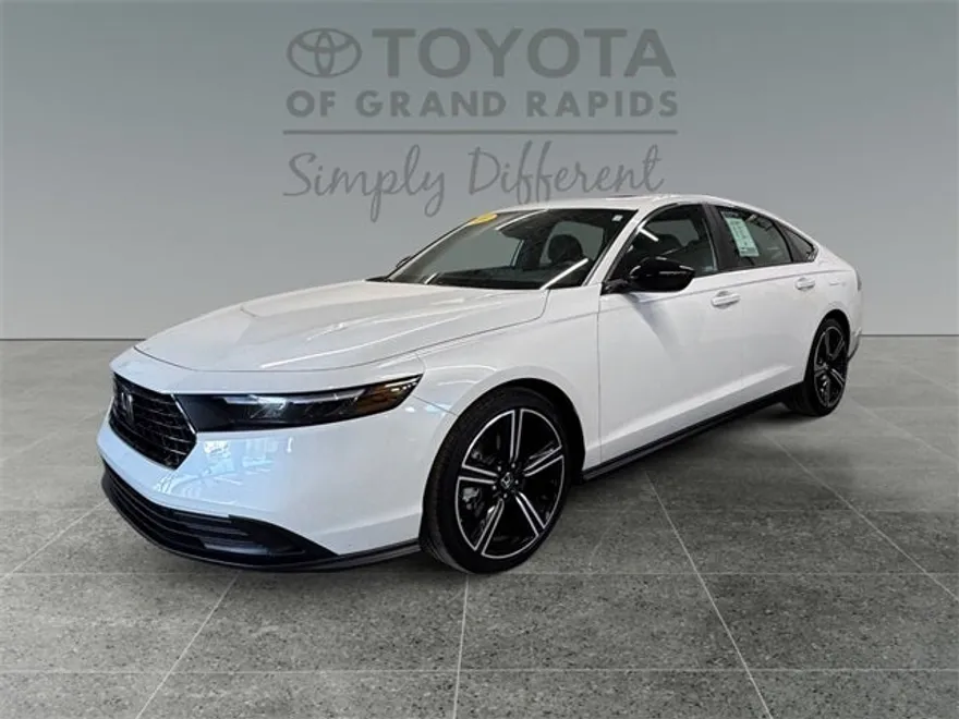 2024 Honda Accord Hybrid Sport photo 1