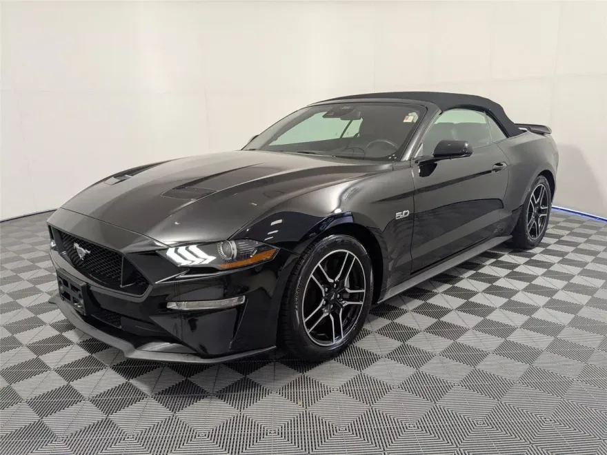 2022 Ford Mustang GT Premium Convertible photo 1