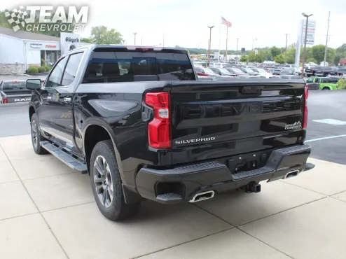 2026 Chevrolet Silverado 1500 High Country photo 4