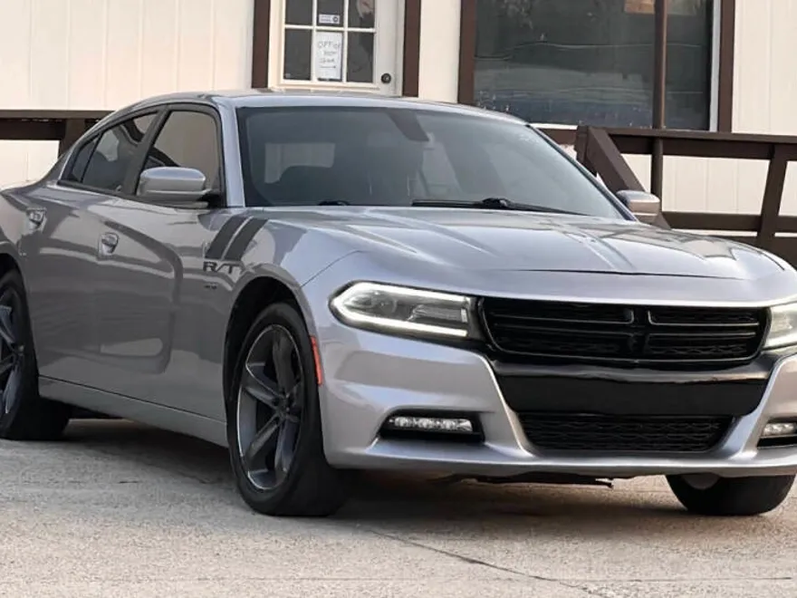 2018 Dodge Charger R/T photo 1