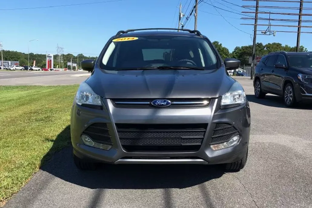 2014 Ford Escape S photo 1