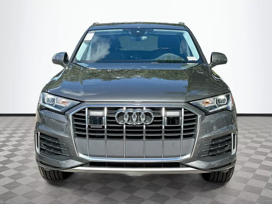 2023 Audi Q7 Premium photo 1