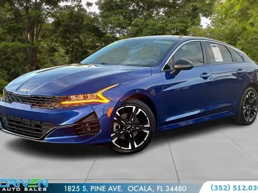 2021 Kia K5 GT-Line photo 1