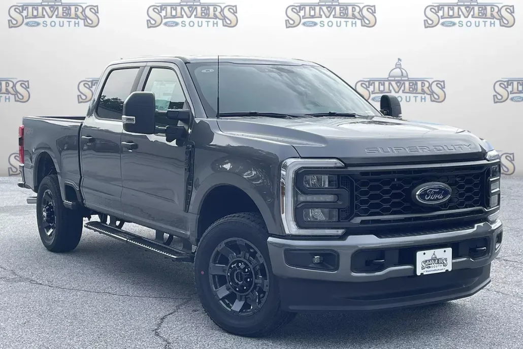 2025 Ford F-250 XL photo 1