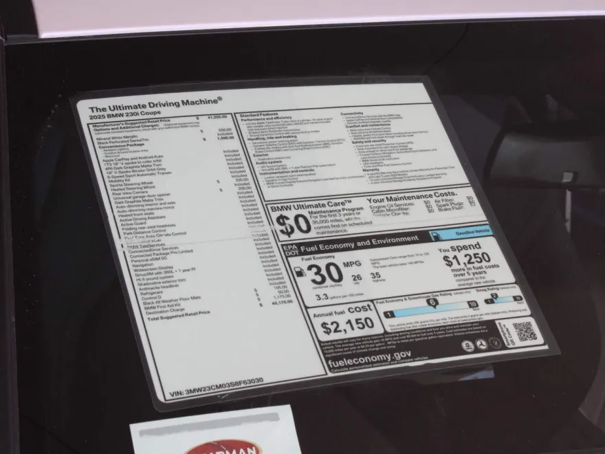 2025 Bmw 230i photo 2