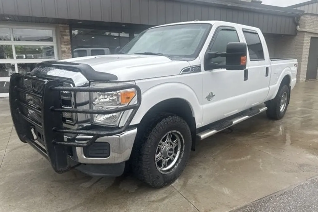 2015 Ford F-250 XLT photo 1