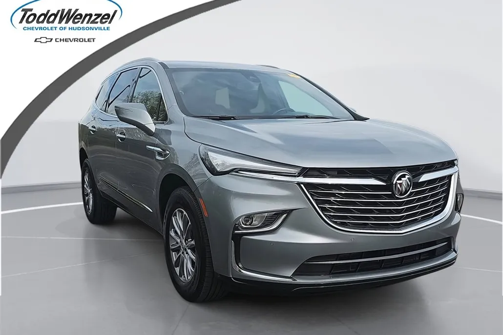 2023 Buick Enclave Essence photo 1