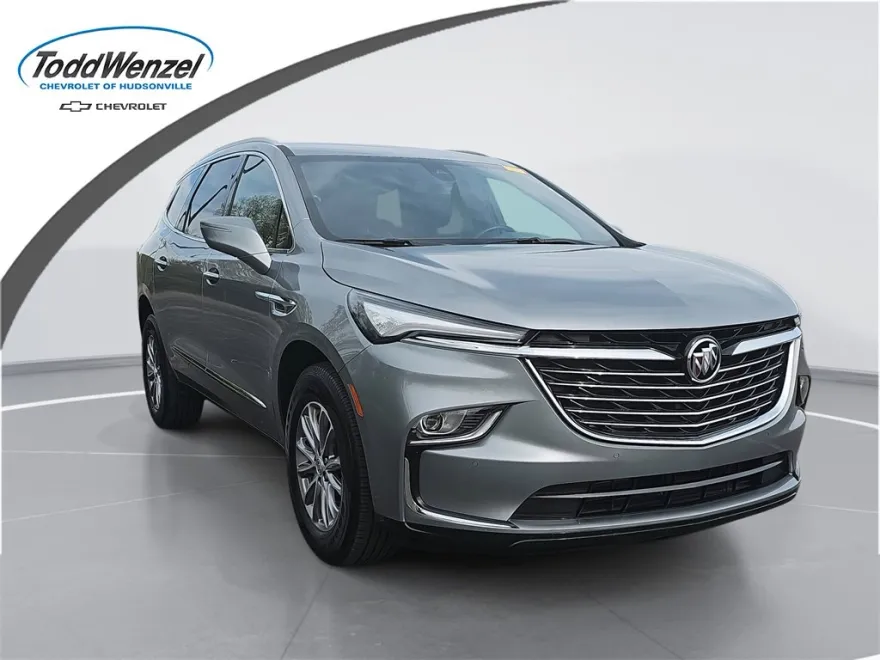 2023 Buick Enclave Essence photo 1