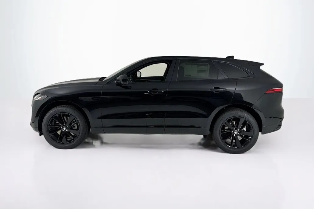 2026 Jaguar F-PACE P250 R-Dynamic S photo 1