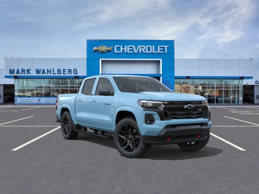 2025 Chevrolet Colorado Z71 photo 1