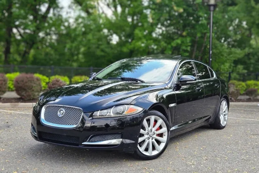 2013 Jaguar XF 3.0 photo 1