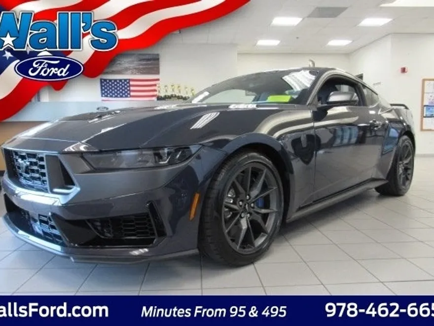 2025 Ford Mustang Dark Horse photo 1
