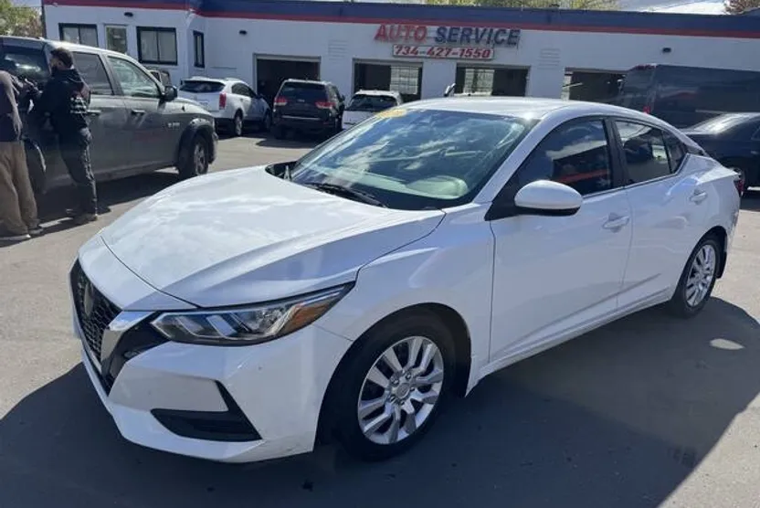 2020 Nissan Sentra S photo 1