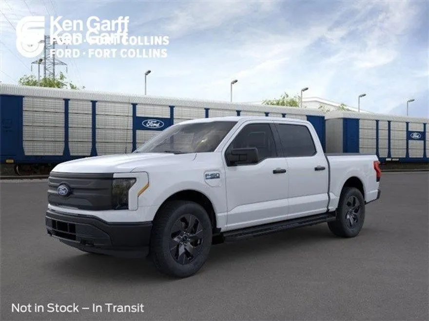2025 Ford F-150 Lightning photo 1