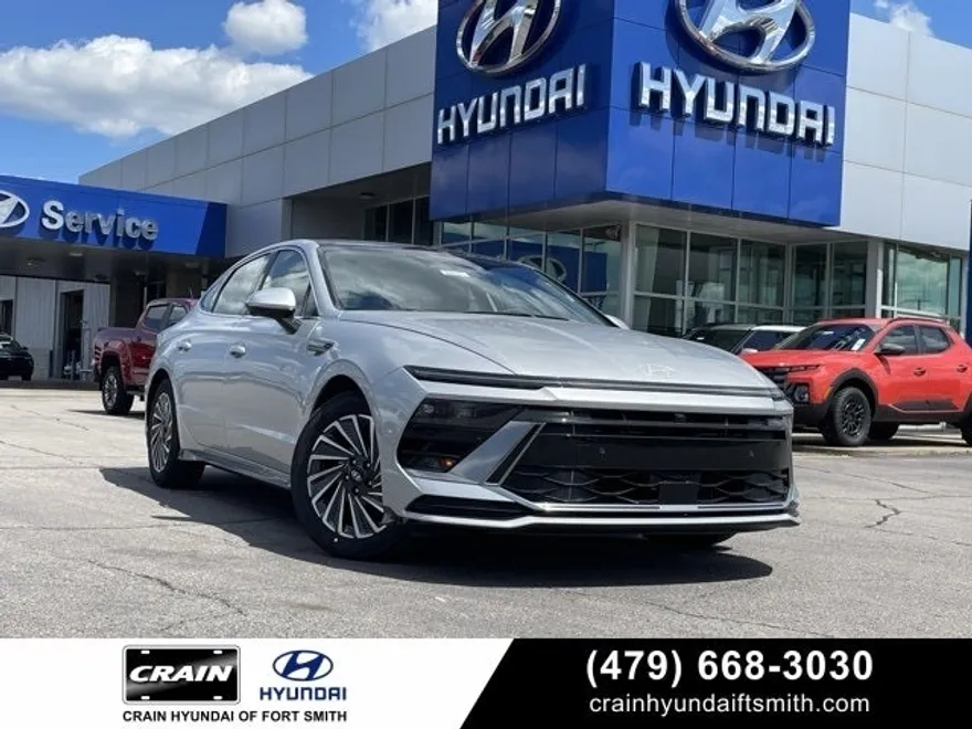 2025 Hyundai Sonata Hybrid Limited photo 1